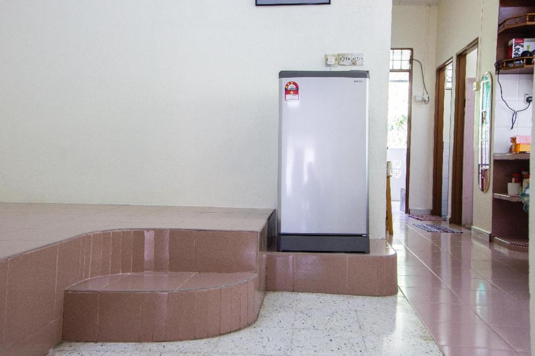 Sweet Home With 2 Auto Gates At Bm, Penang, M'Sia Букит-Мертаджам Экстерьер фото