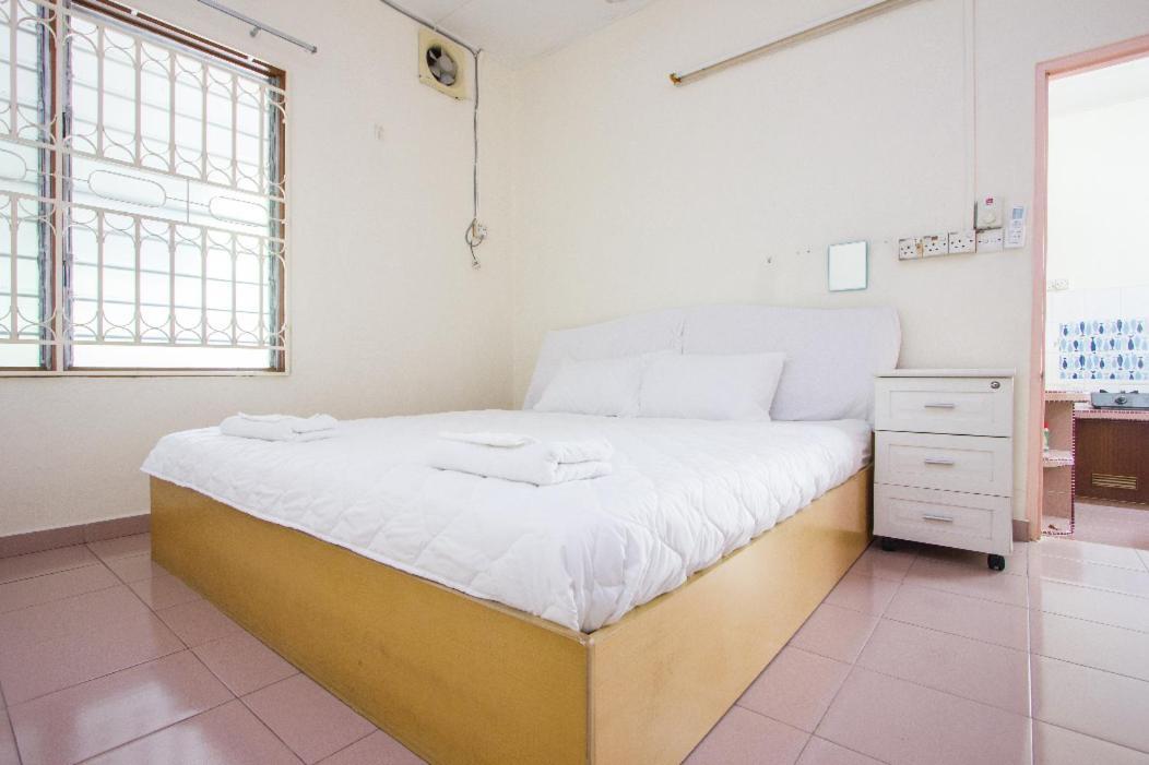 Sweet Home With 2 Auto Gates At Bm, Penang, M'Sia Букит-Мертаджам Экстерьер фото